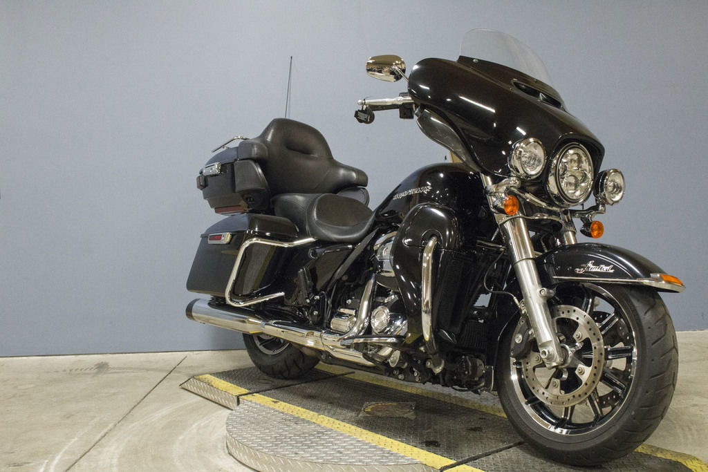 	Electra Glide® Ultra® Limited Low