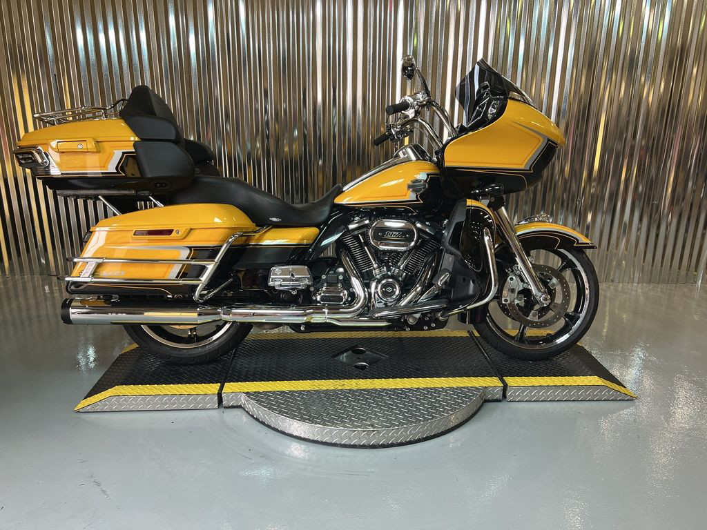 CVO® Road Glide® Limited