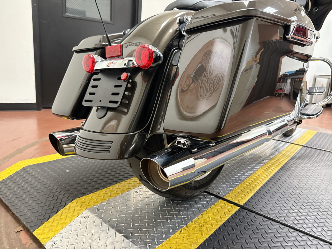 Street Glide®