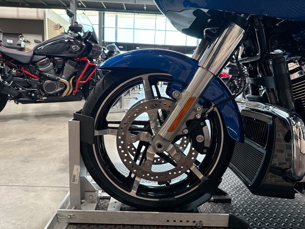 Road Glide®