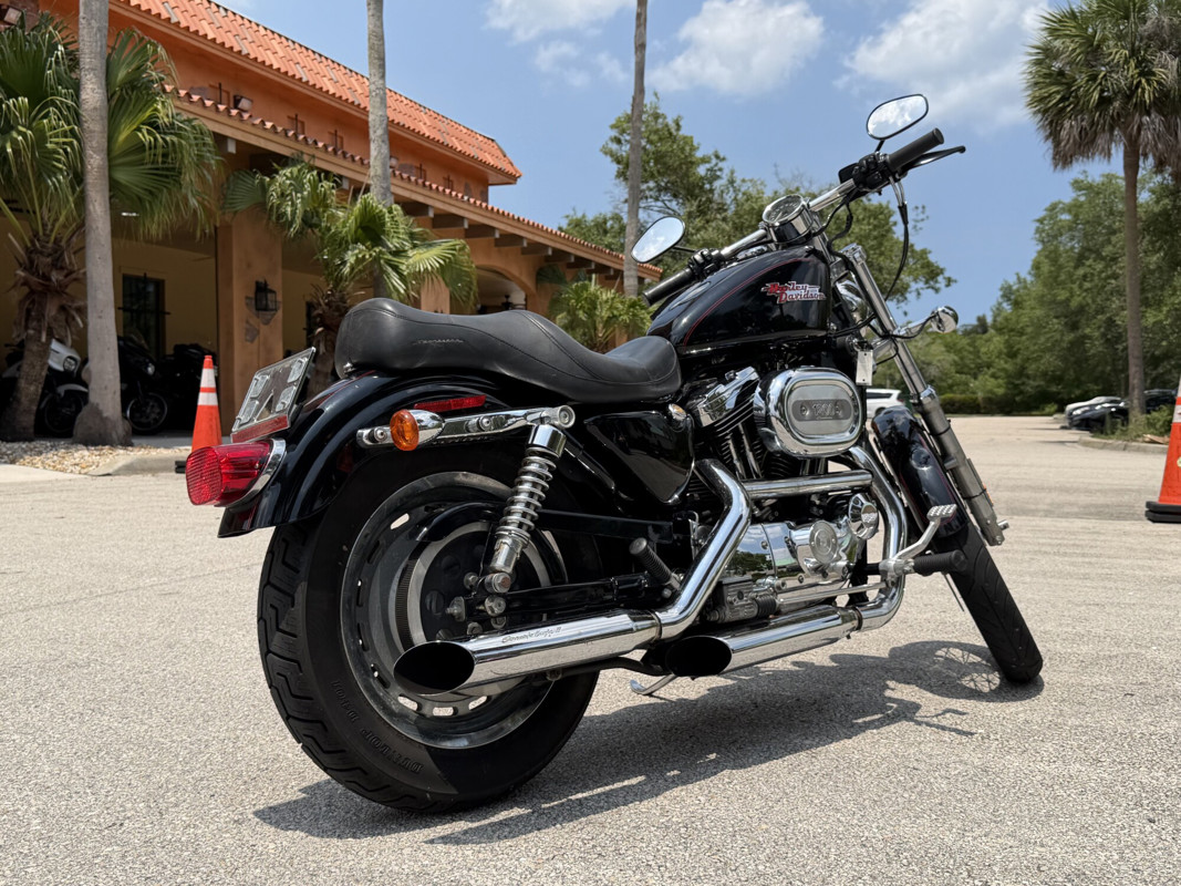 Sportster® 1200 Custom