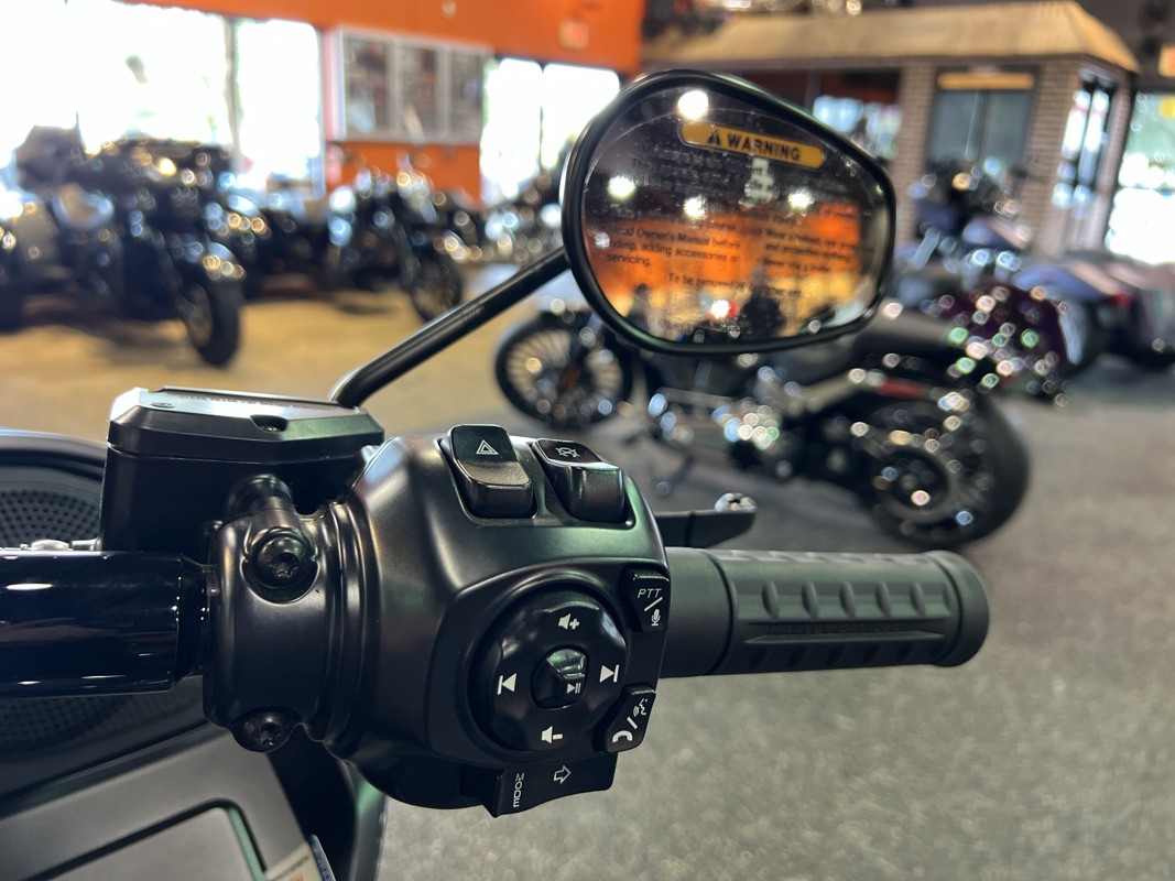 Road Glide®