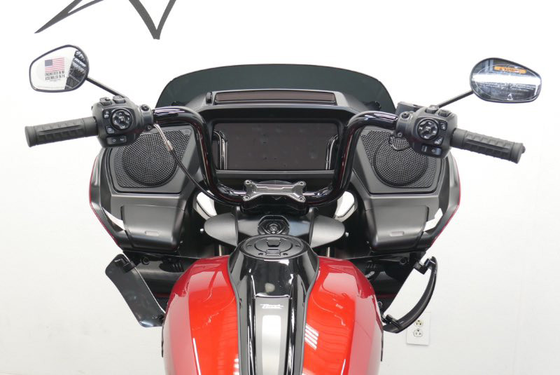 Road Glide®