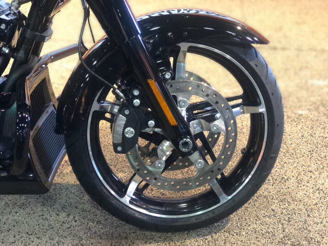 Road Glide®