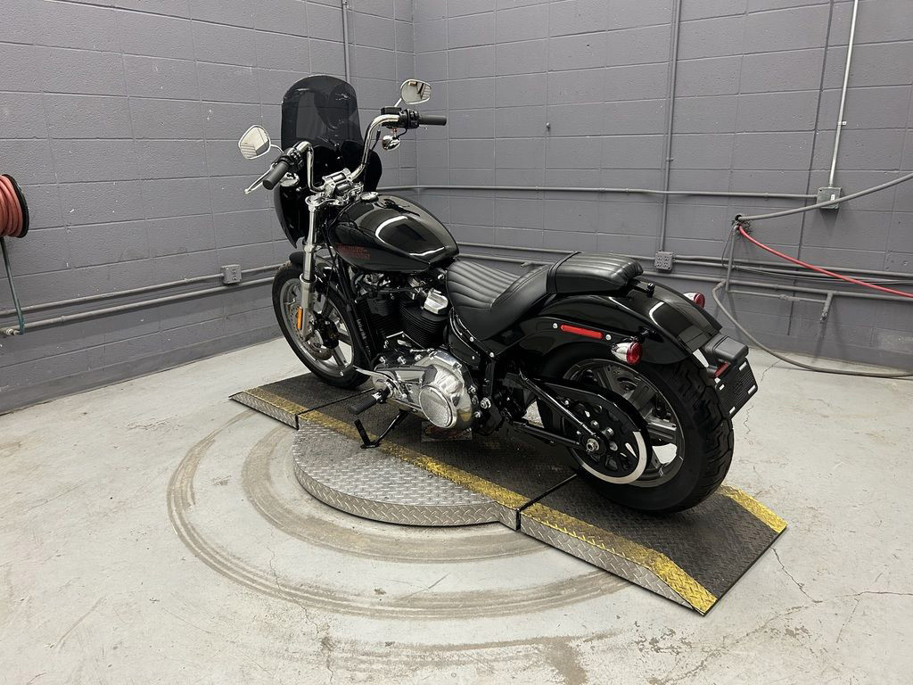 Softail® Standard