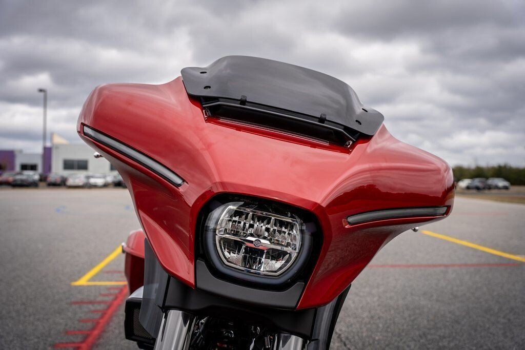 Street Glide®