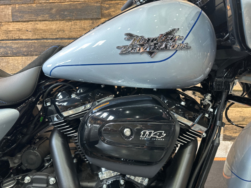 Road Glide® 3