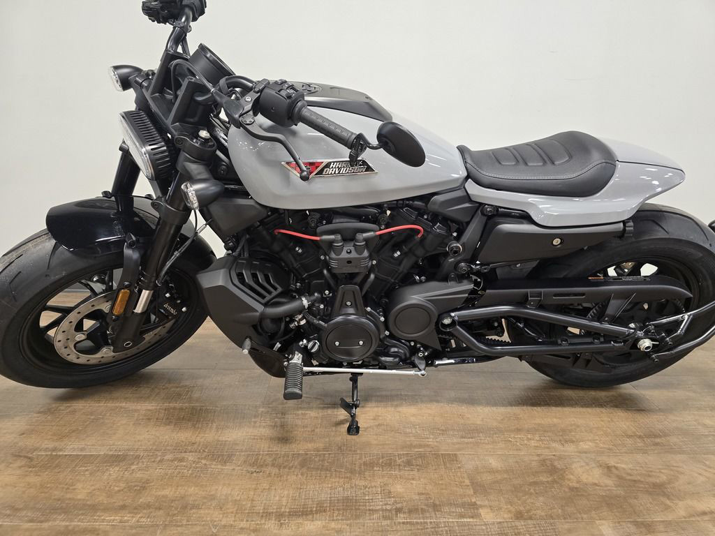 Sportster® S