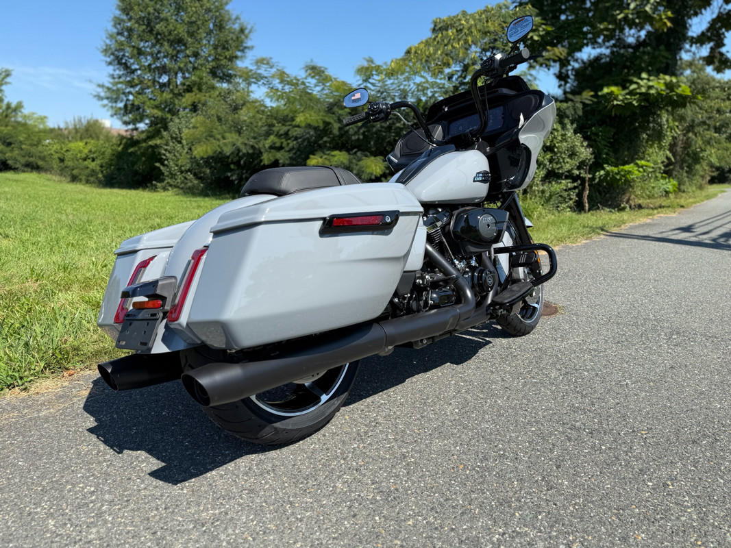 Road Glide®