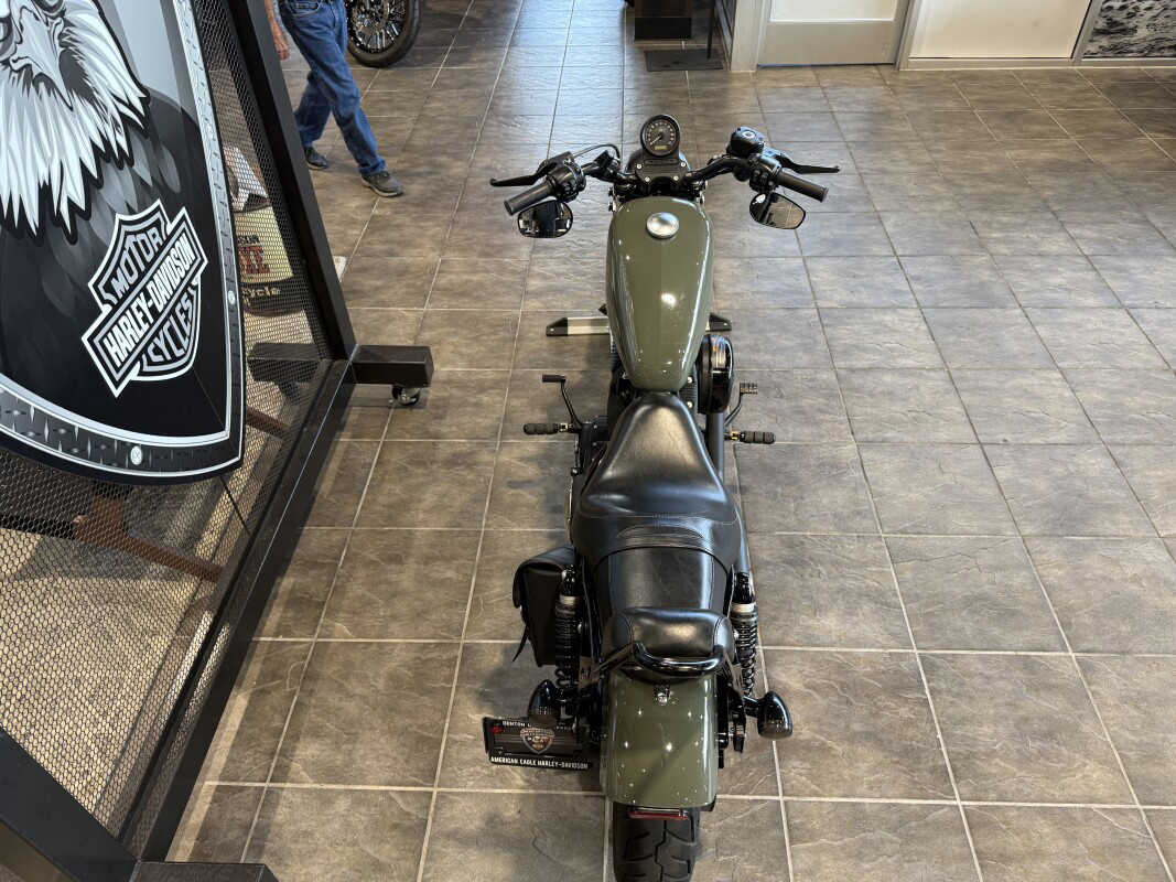 Iron 883®