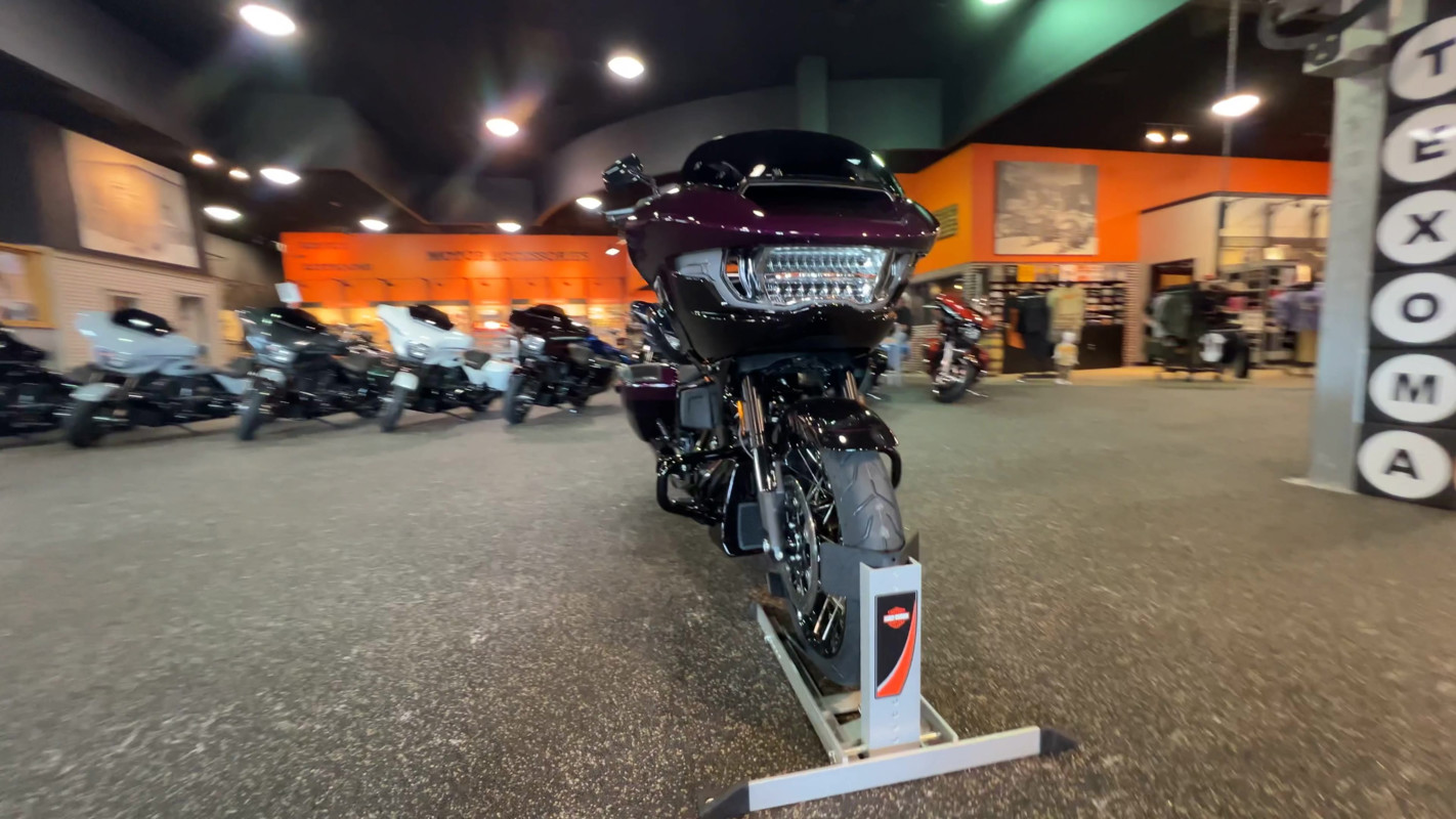 CVO® Road Glide®