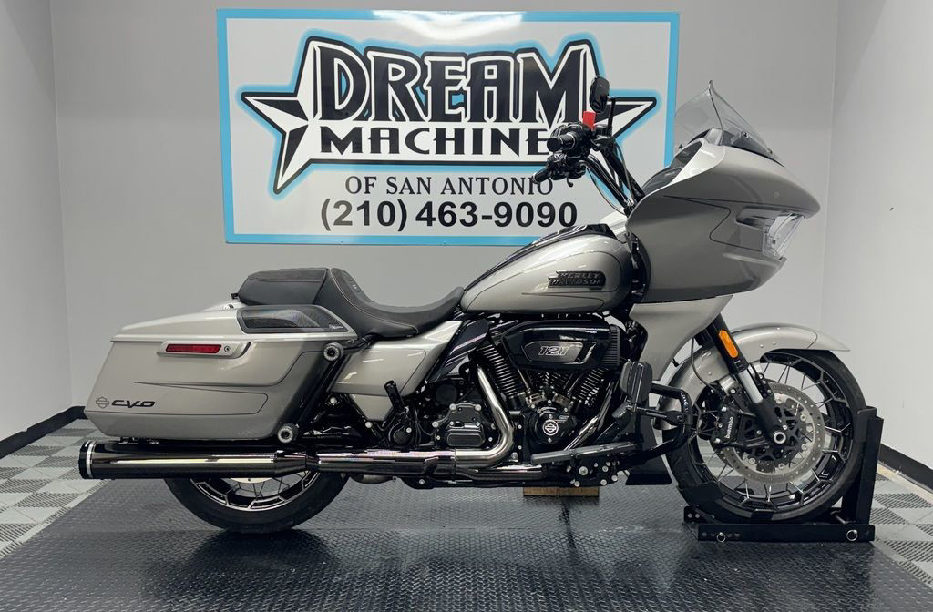 CVO® Road Glide®