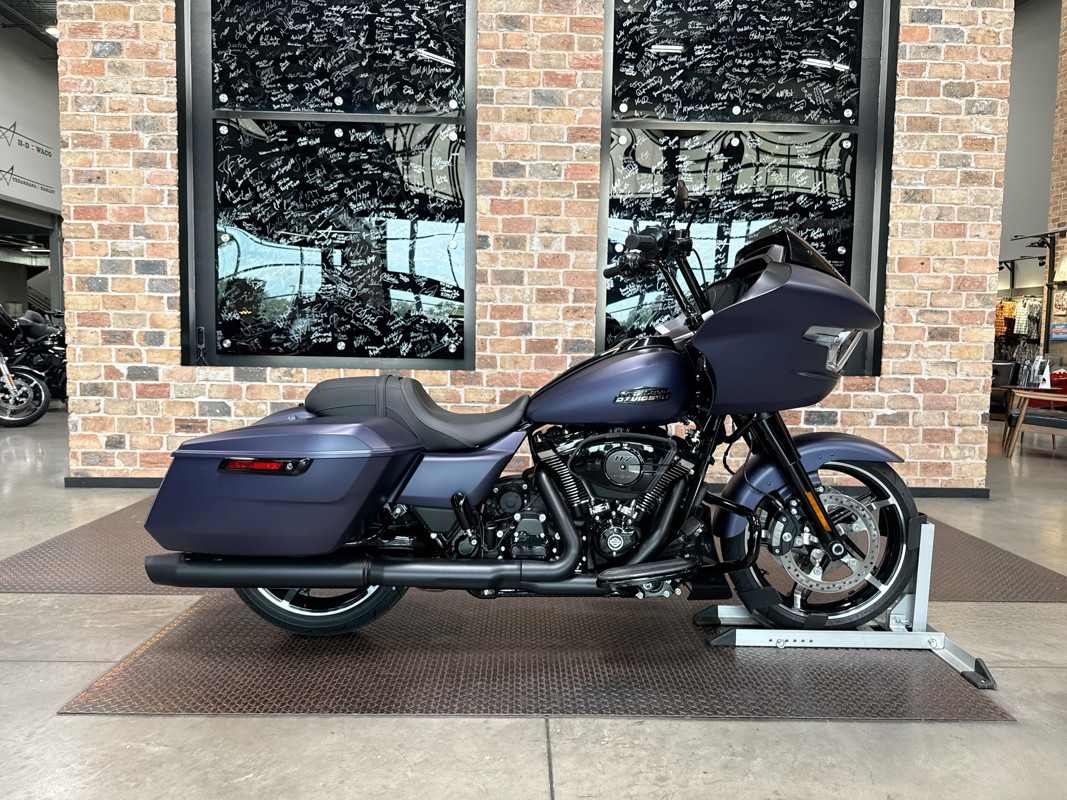 Road Glide®