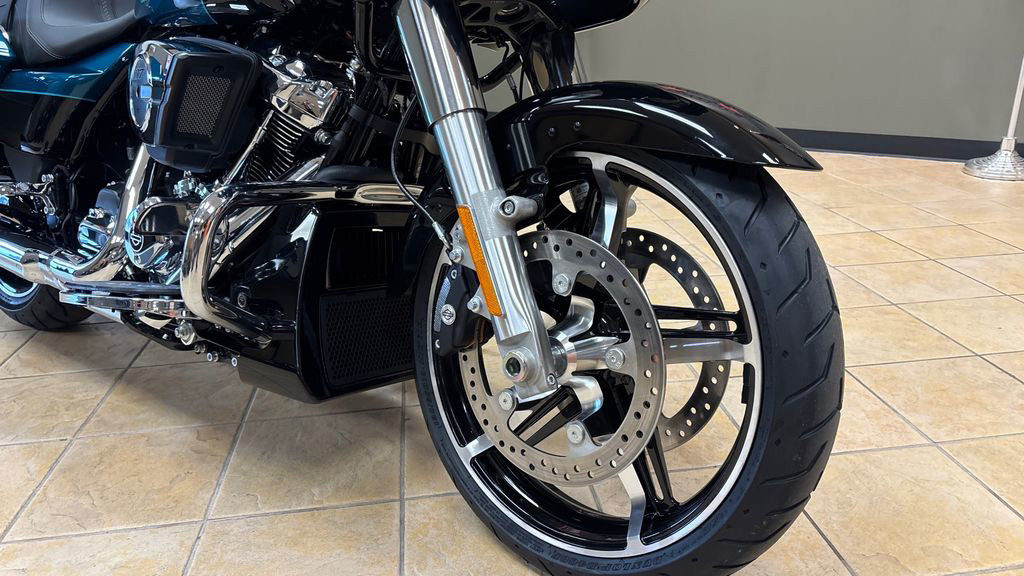 Road Glide®