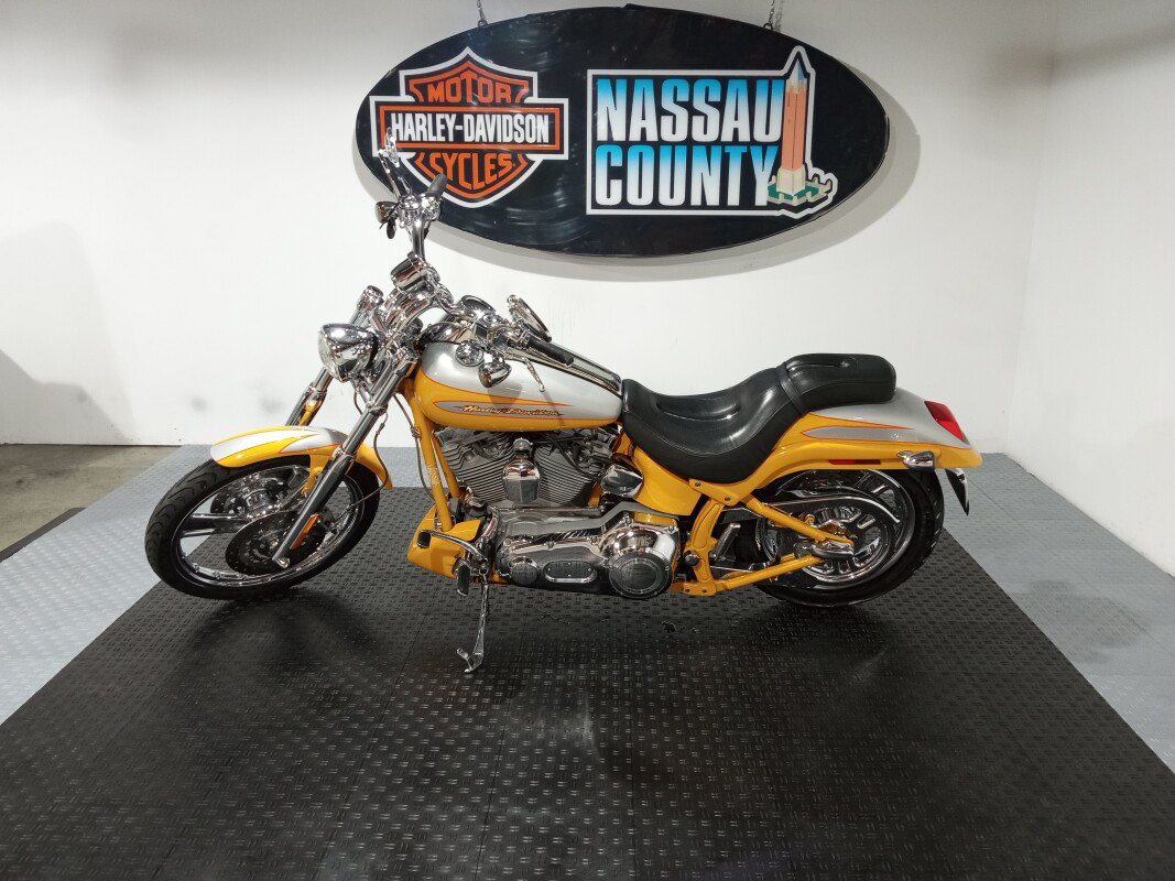 Screamin' Eagle® Softail® Deuce