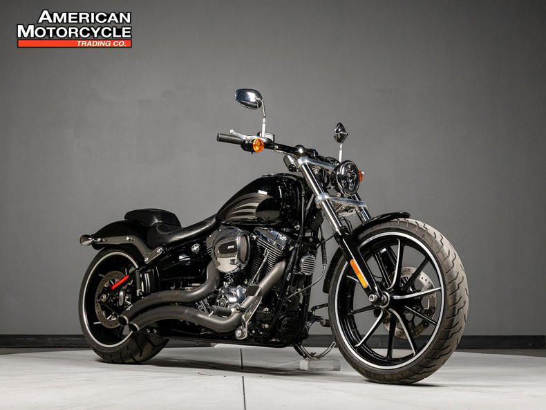 Softail® Breakout®
