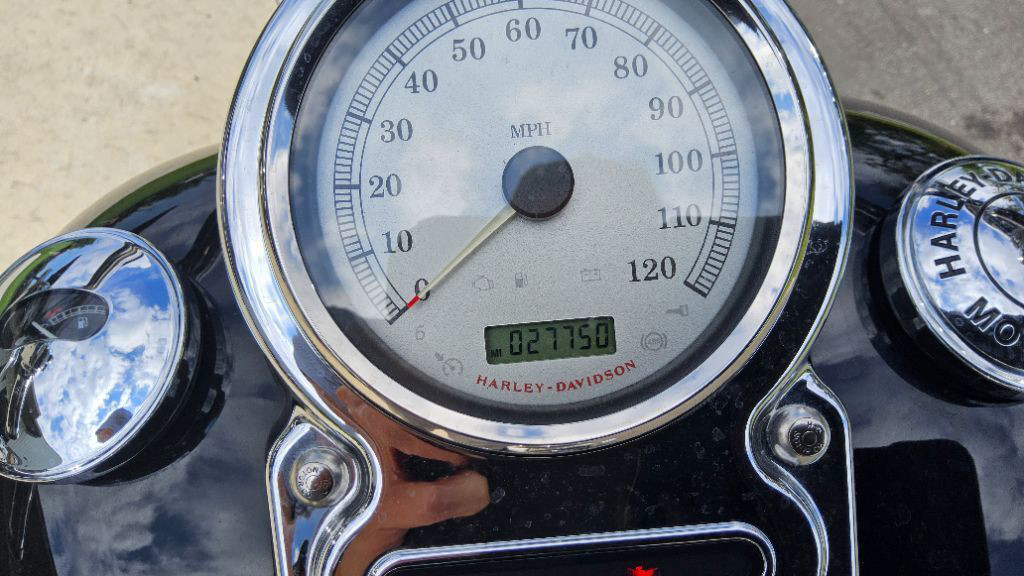 Dyna® Super Glide® Custom