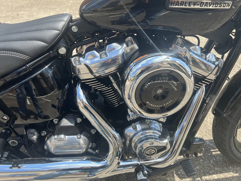 Street Bob®