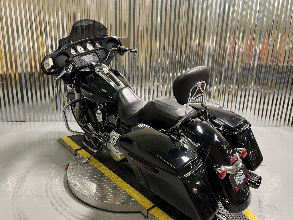Street Glide®