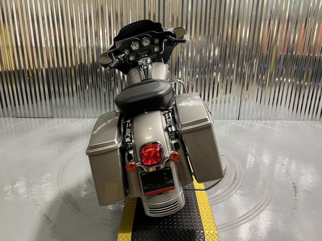 Street Glide®