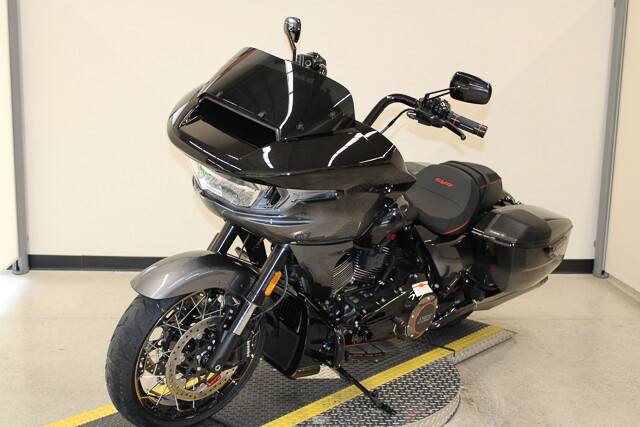 CVO® Road Glide®