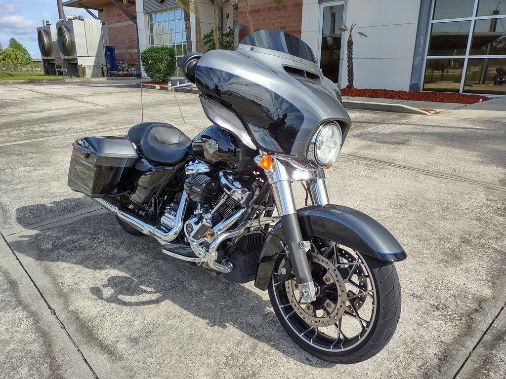 Street Glide® Special