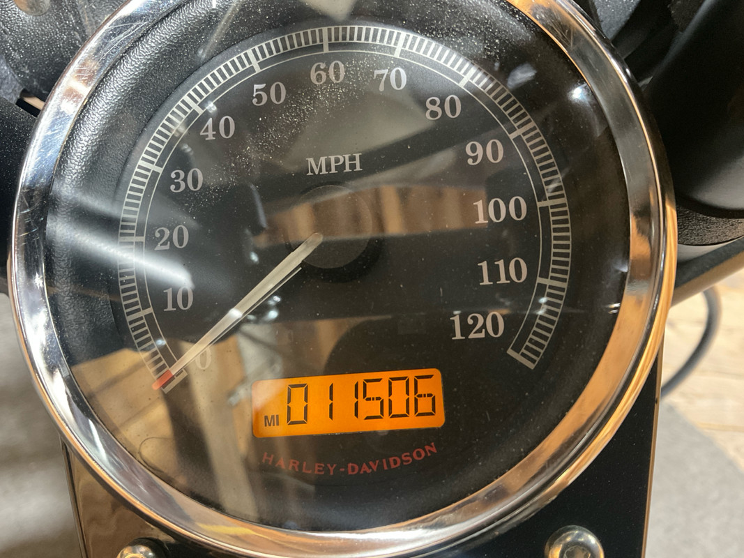 Softail® Blackline™