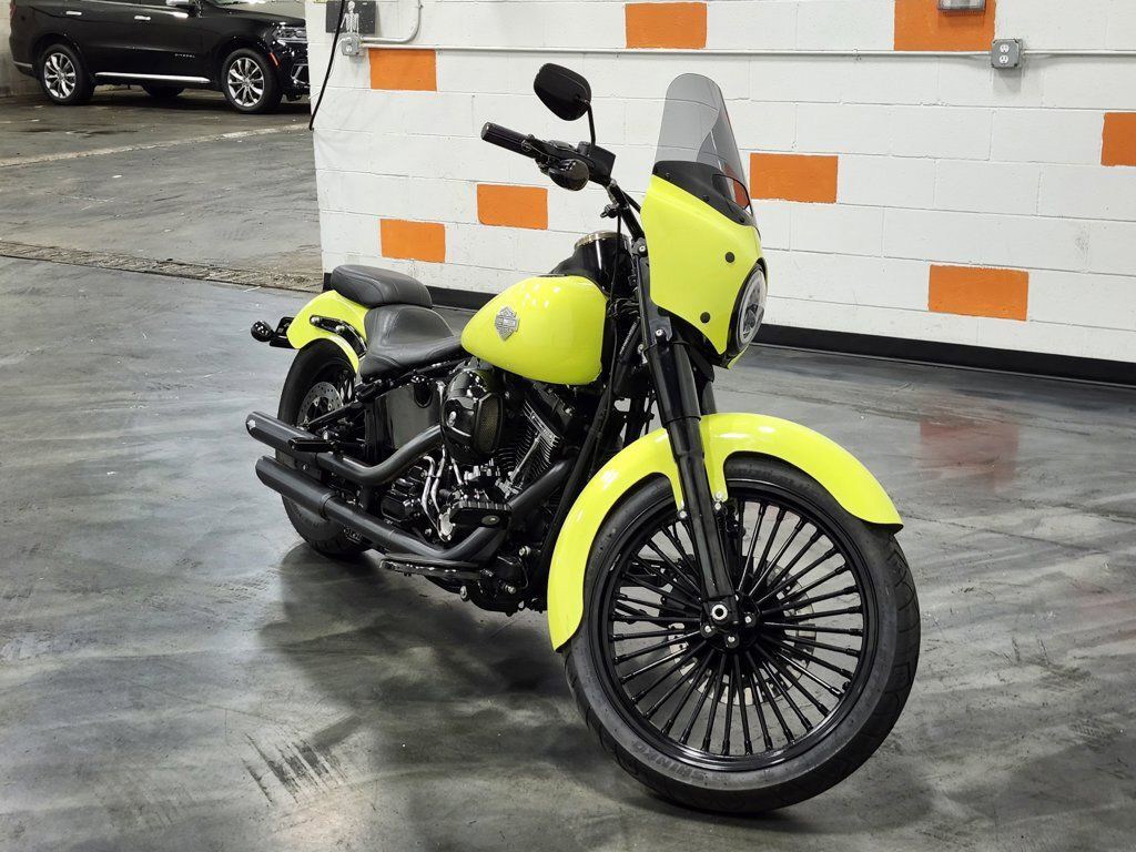 Softail® Slim® S