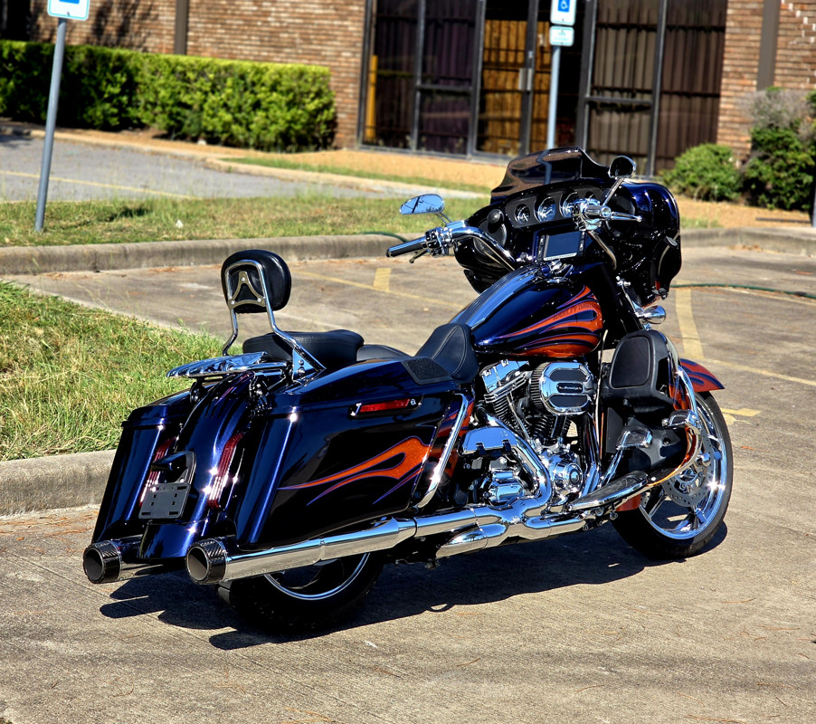 CVO® Street Glide®