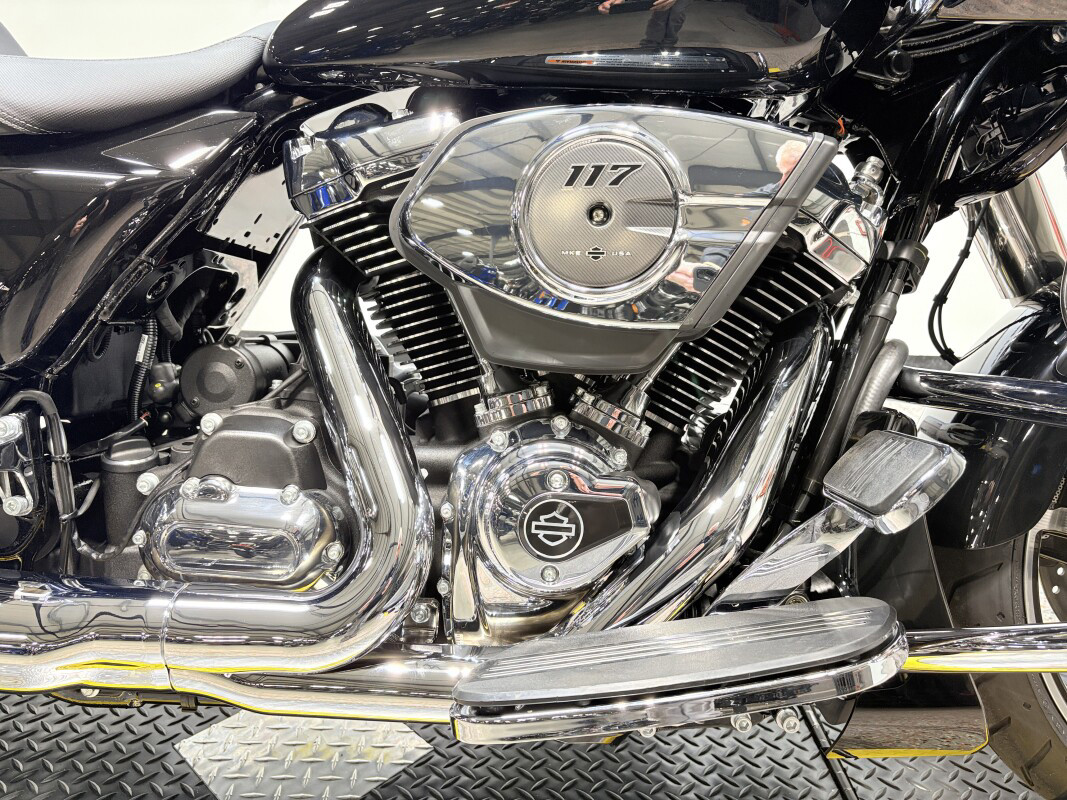 Road Glide®