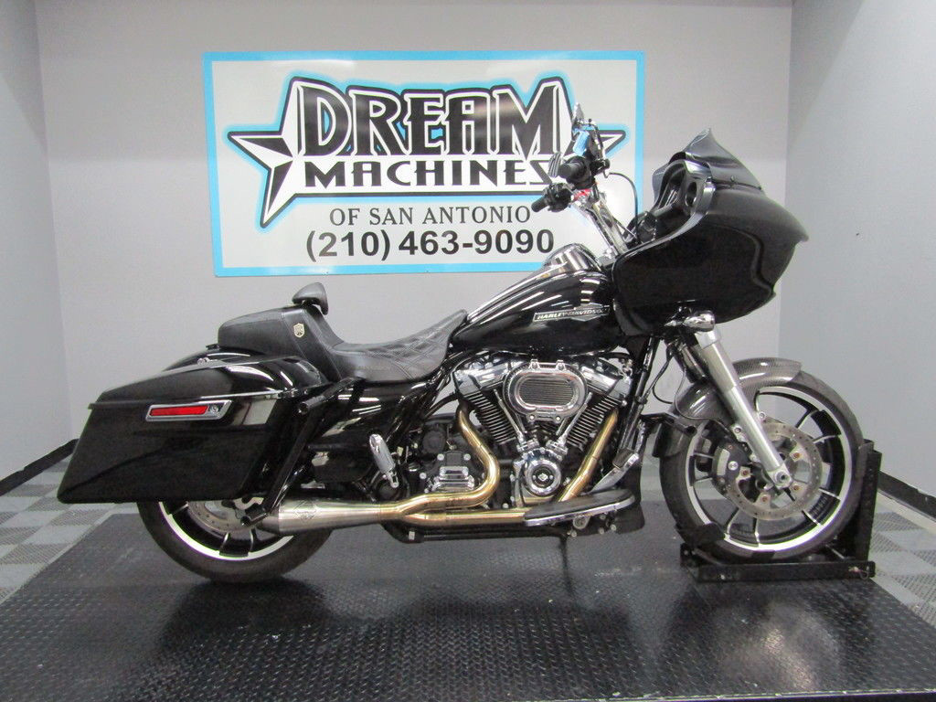 Road Glide®