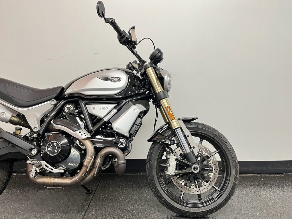 Scrambler 1100	