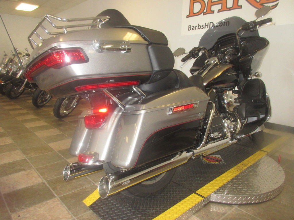 Road Glide® Ultra