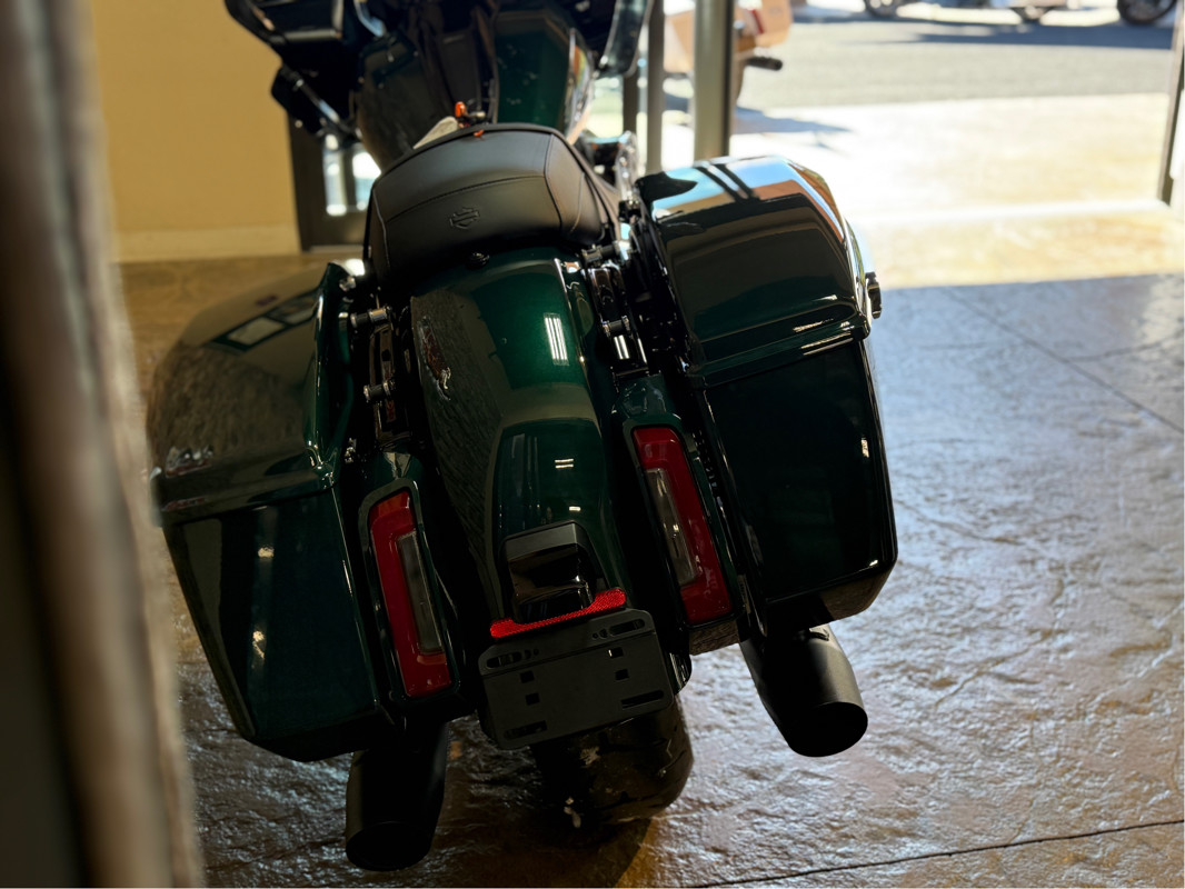 Road Glide®