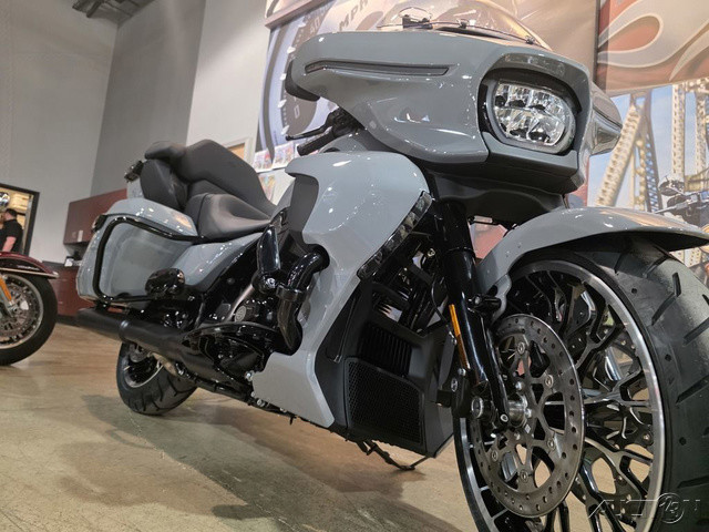 Street Glide® Limited