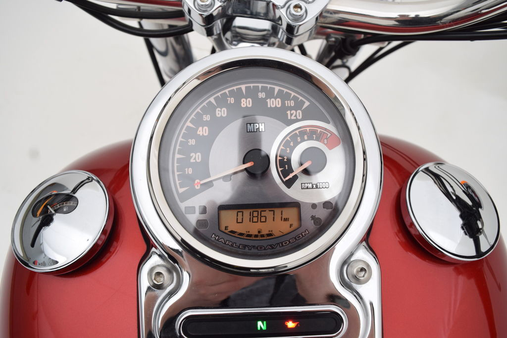 Dyna® Super Glide® Custom