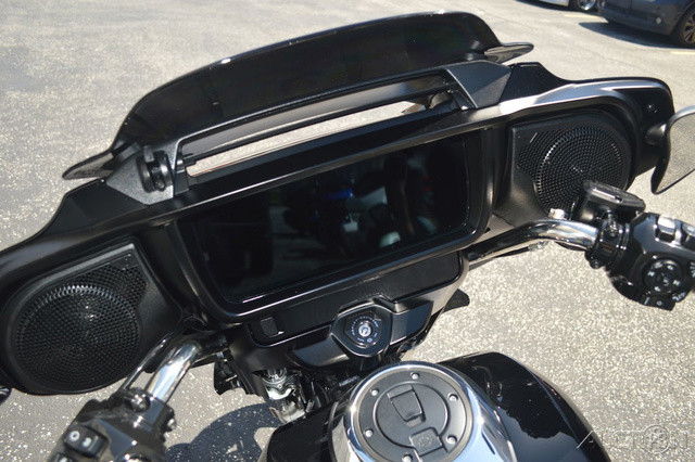 Street Glide®