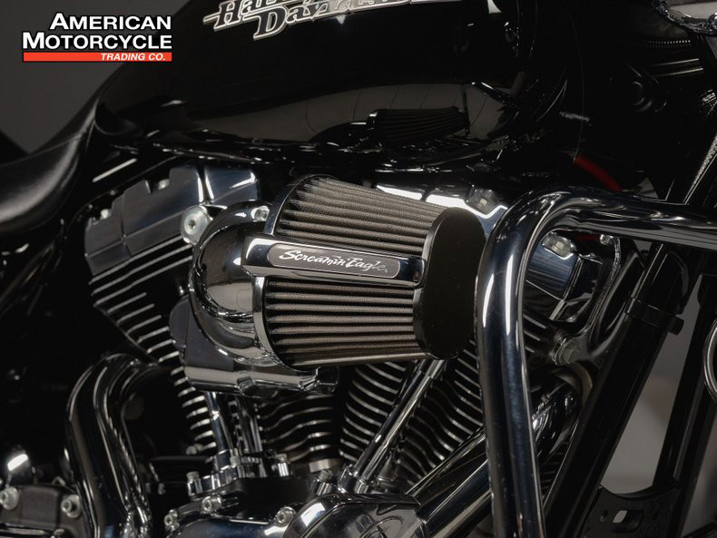 Street Glide® Special