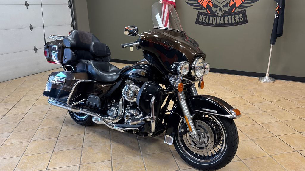 Electra Glide® Ultra® Limited 110th Anniversary