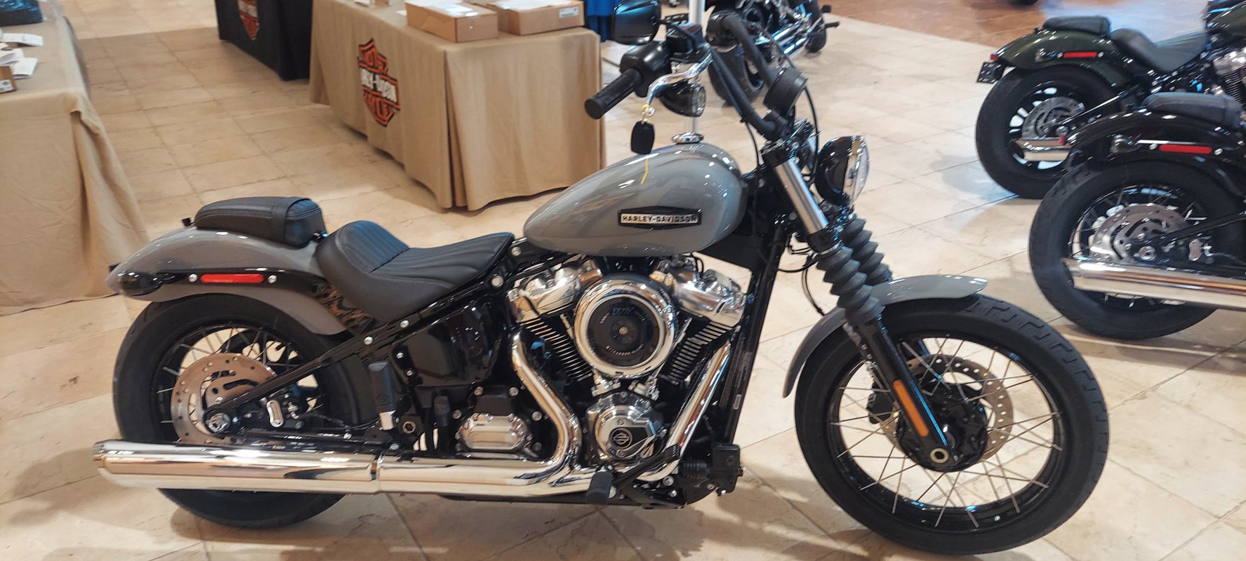 Street Bob®