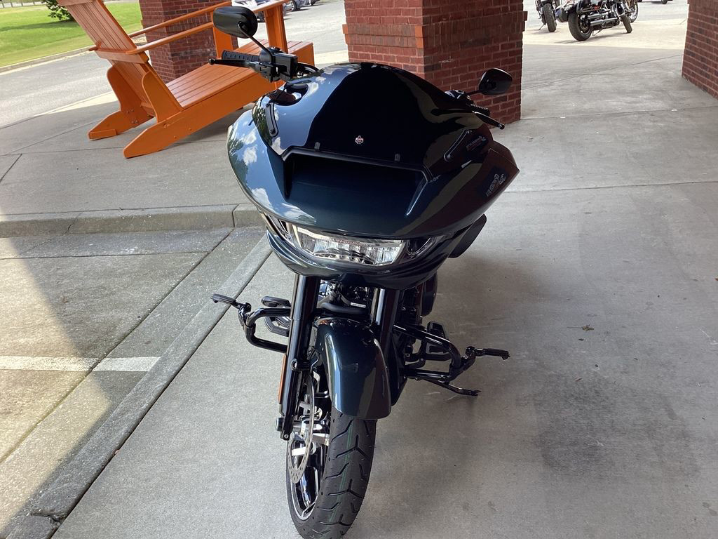 Road Glide®