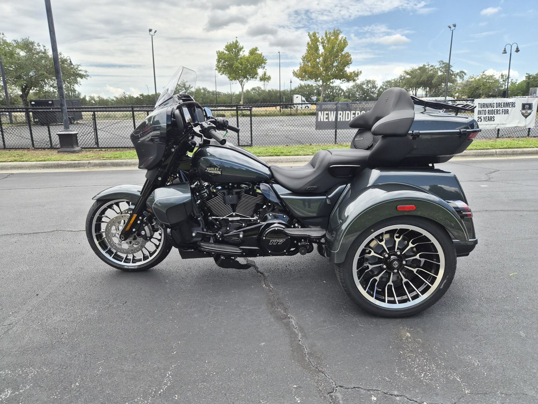 Street Glide® 3 Limited
