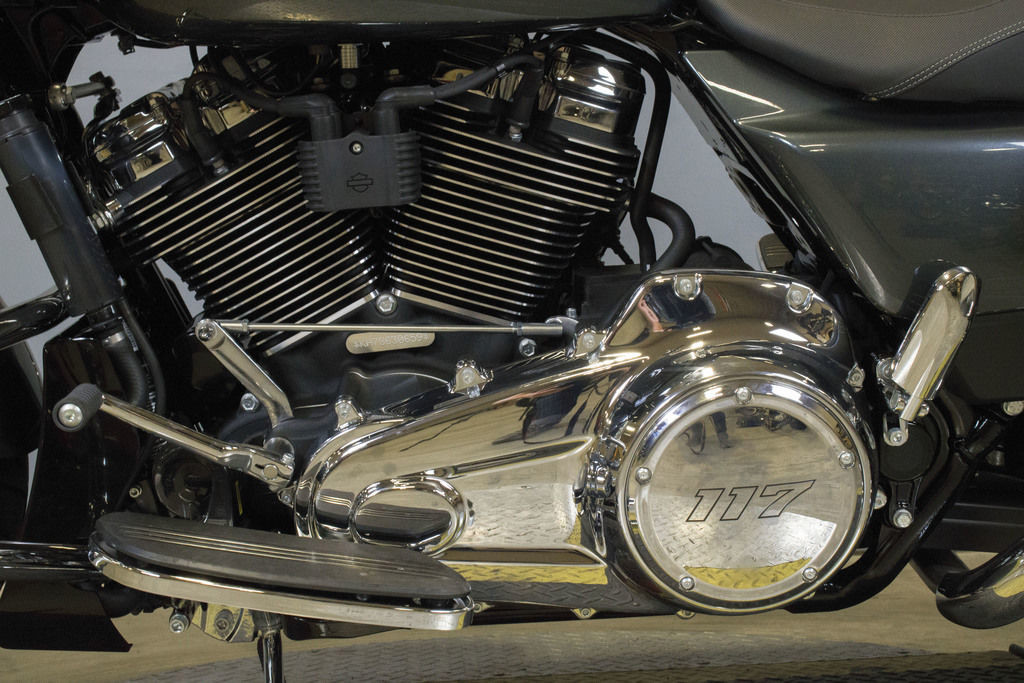 Road Glide®