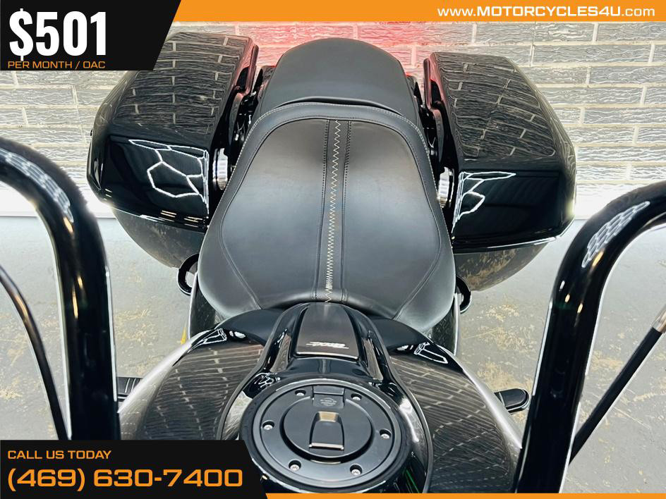 Road Glide®