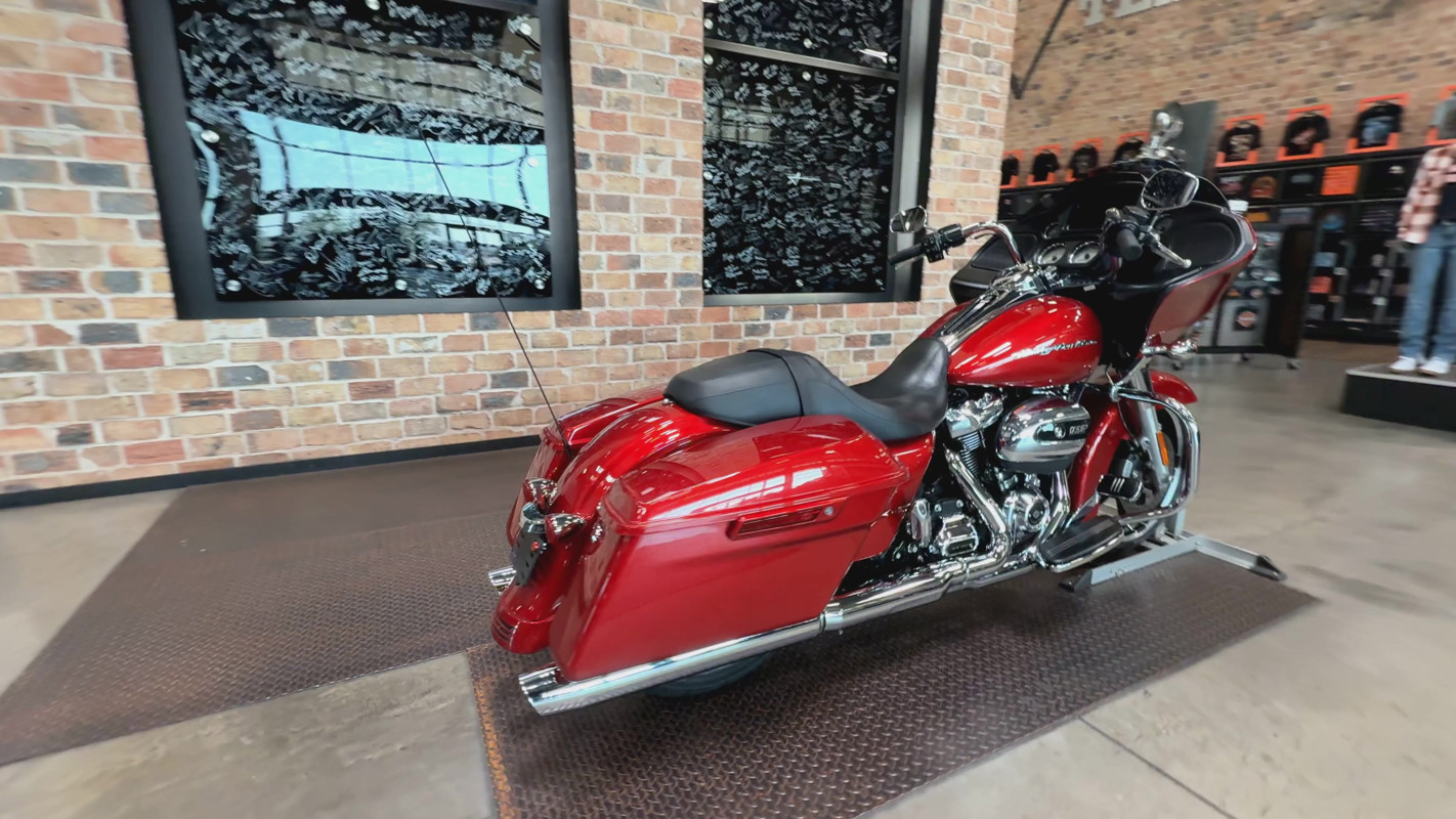 Road Glide®