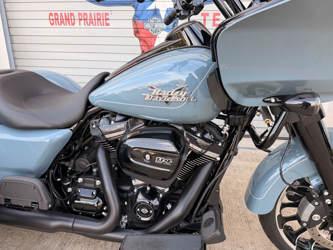 Road Glide® 3