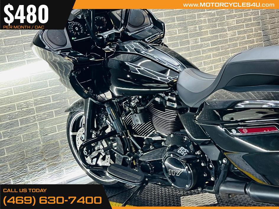 Road Glide®