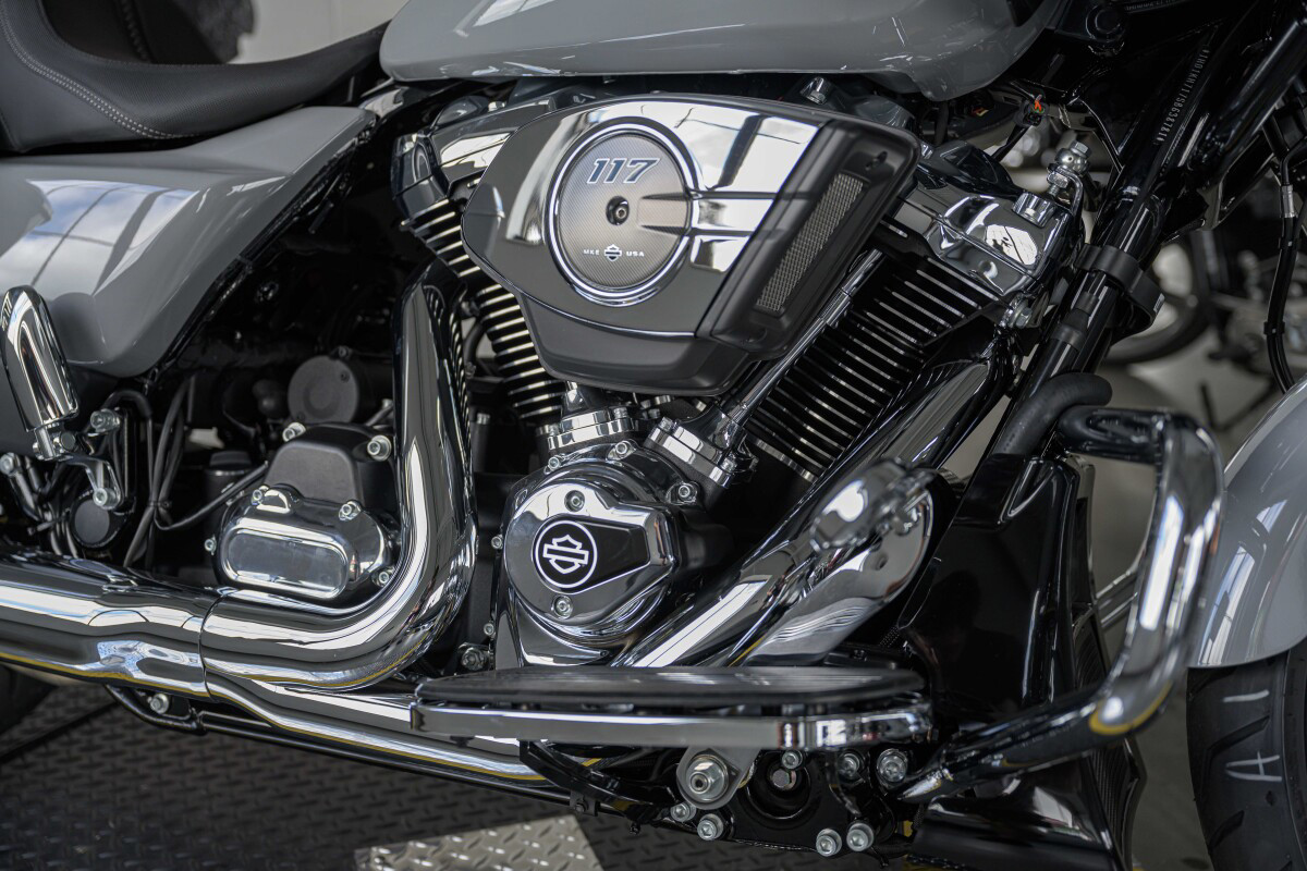 Road Glide®