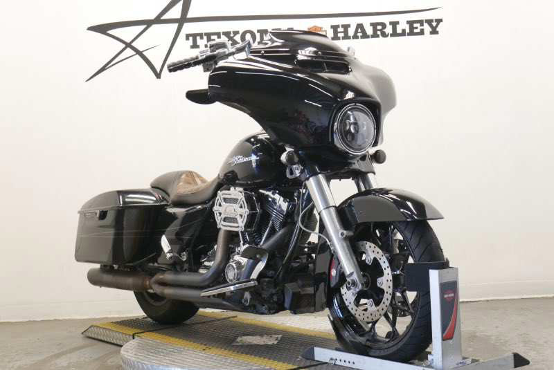 Street Glide® Special