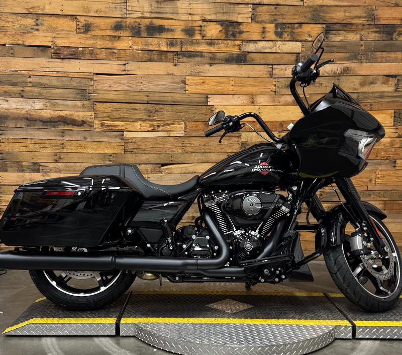 Road Glide®